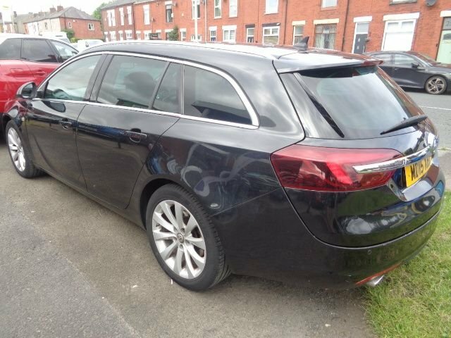 Vauxhall Insignia 2.0 Cdti Elite Nav Sports Tourer MD15XBX Black #4