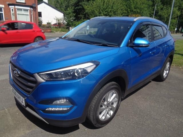 Hyundai Tucson 1.6 Gdi Blue Drive Se Nav Suv Eu DG18AYJ Blue #4