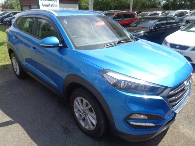 Hyundai Tucson 1.6 Gdi Blue Drive Se Nav Suv Eu DG18AYJ Blue #2