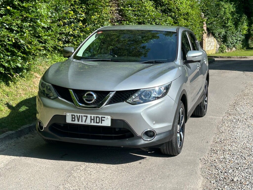 Nissan Qashqai 1.2 Dig-t N-connecta 2Wd Euro 6 Ss Silver #3