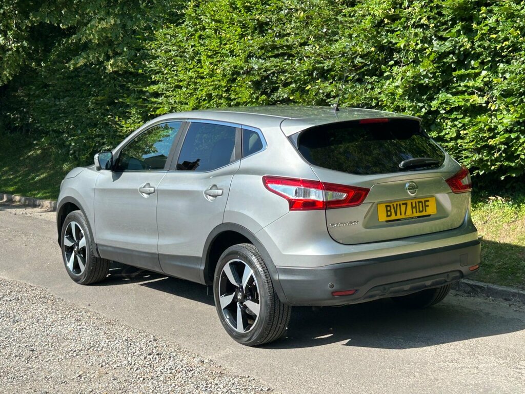 Nissan Qashqai 1.2 Dig-t N-connecta 2Wd Euro 6 Ss Silver #4