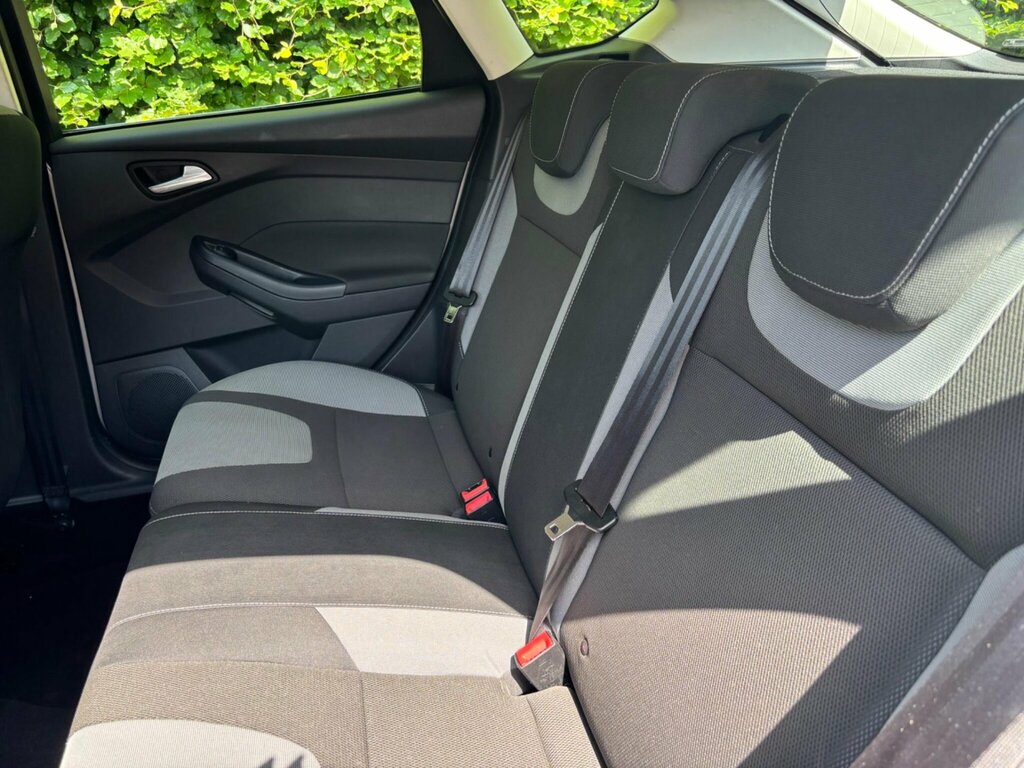Ford Focus 1.6 Zetec Euro 5 Silver #24