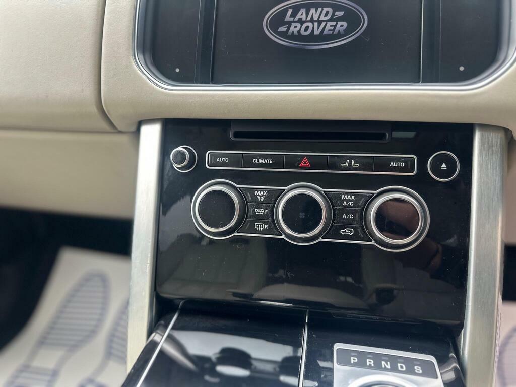 Land Rover Range Rover Tdv6 Vogue Black #46