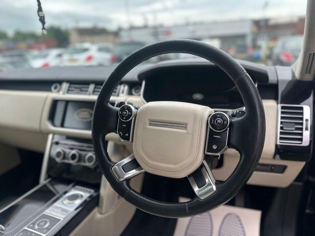 Land Rover Range Rover Tdv6 Vogue Black #40