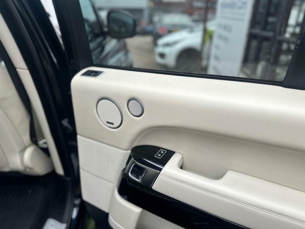 Land Rover Range Rover Tdv6 Vogue Black #31
