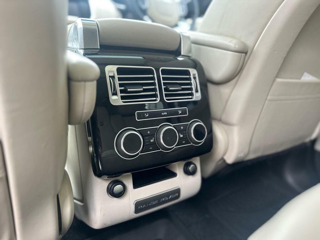 Land Rover Range Rover Tdv6 Vogue Black #28