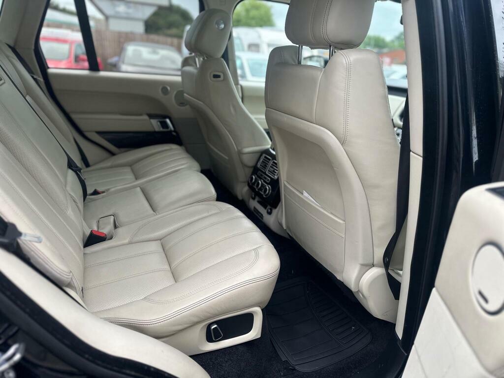 Land Rover Range Rover Tdv6 Vogue Black #32