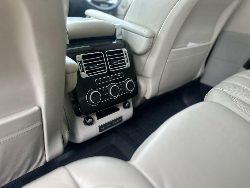 Land Rover Range Rover Tdv6 Vogue Black #29