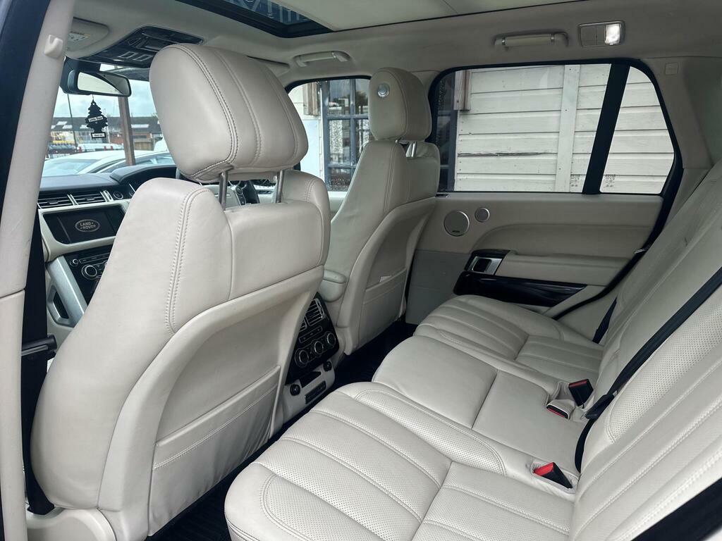 Land Rover Range Rover Tdv6 Vogue Black #25