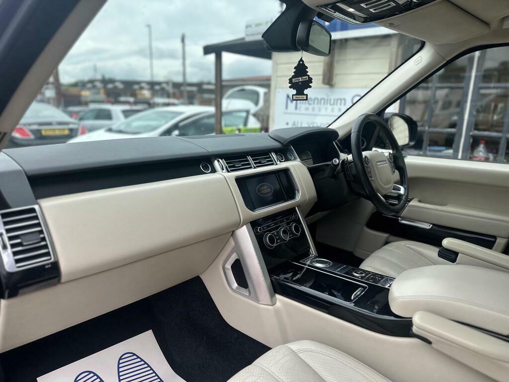 Land Rover Range Rover Tdv6 Vogue Black #20