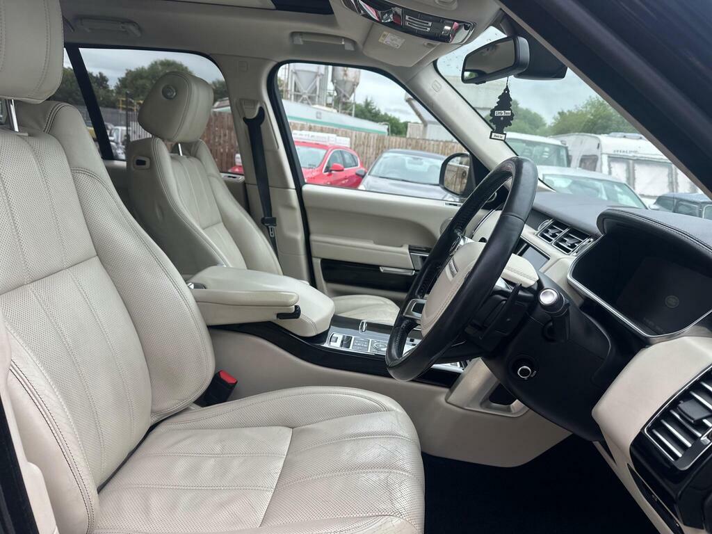 Land Rover Range Rover Tdv6 Vogue Black #36
