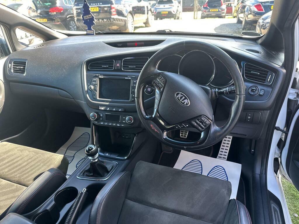 Kia Proceed Hatchback 1.6 T-gdi Gt Tech Euro 5 201414 Black #26
