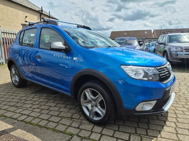 Dacia Sandero Stepway Tce Essential Hatchback Blue