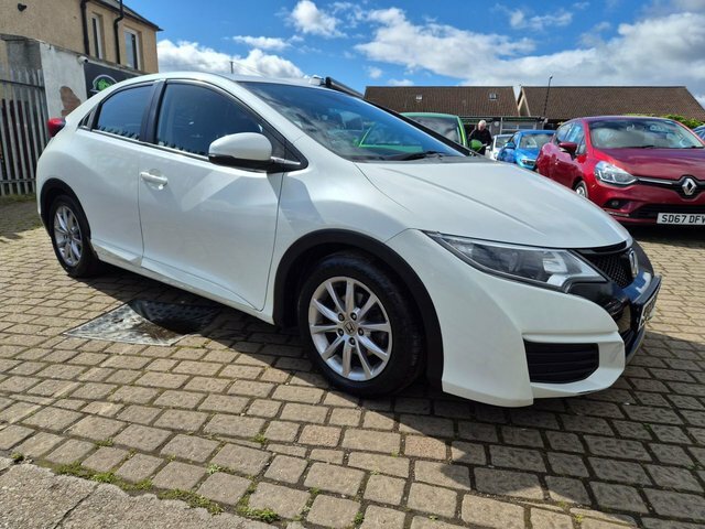 Honda Civic I-vtec S Hatchback White
