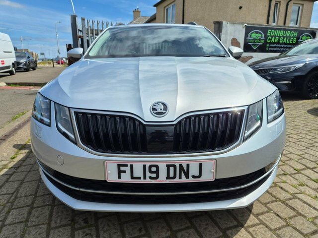 Skoda Octavia Tdi Se L Estate Silver #2