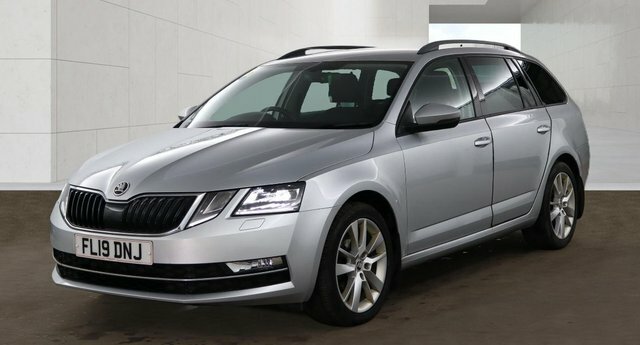 Skoda Octavia Tdi Se L Estate Silver #2