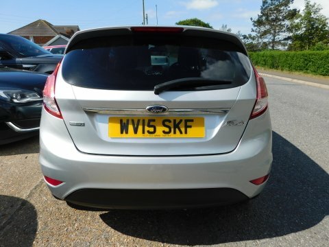 Ford Fiesta Titanium Silver #5