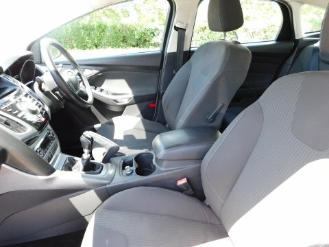 Ford Focus 1.6 Titanium Hatchback Powershift Euro Red #8