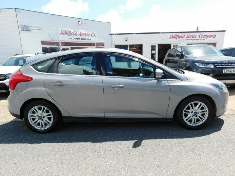 Ford Focus Titanium Silver #2