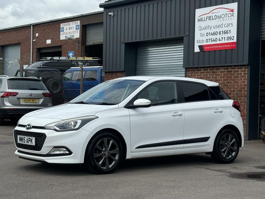 Hyundai I20 1.2 Premium Euro 6 MM15APK White #3