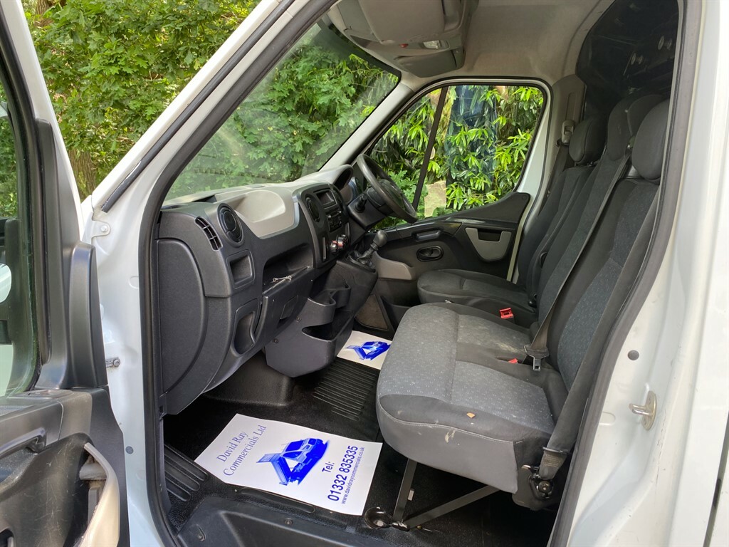 Vauxhall Movano Mpv White #9
