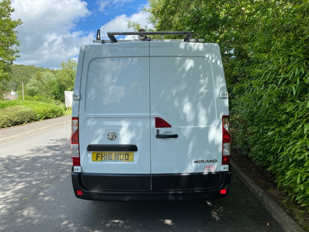 Vauxhall Movano Mpv White #6