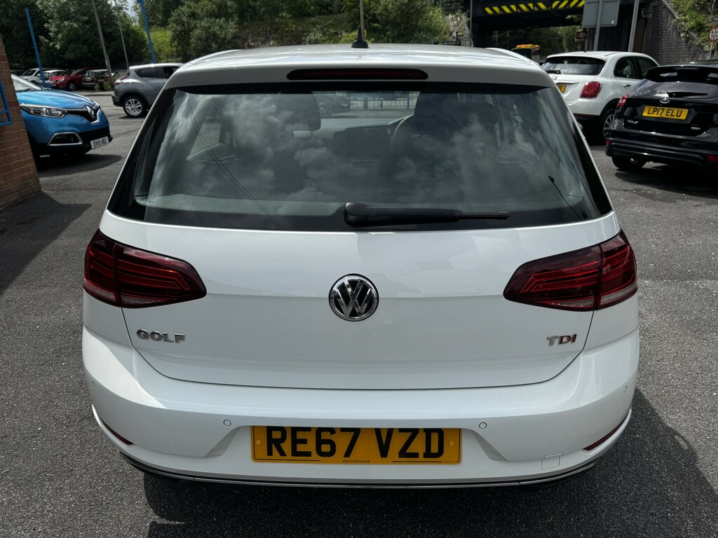 Volkswagen Golf 1.6 Tdi Se Nav 2017 RE67VZD White #5