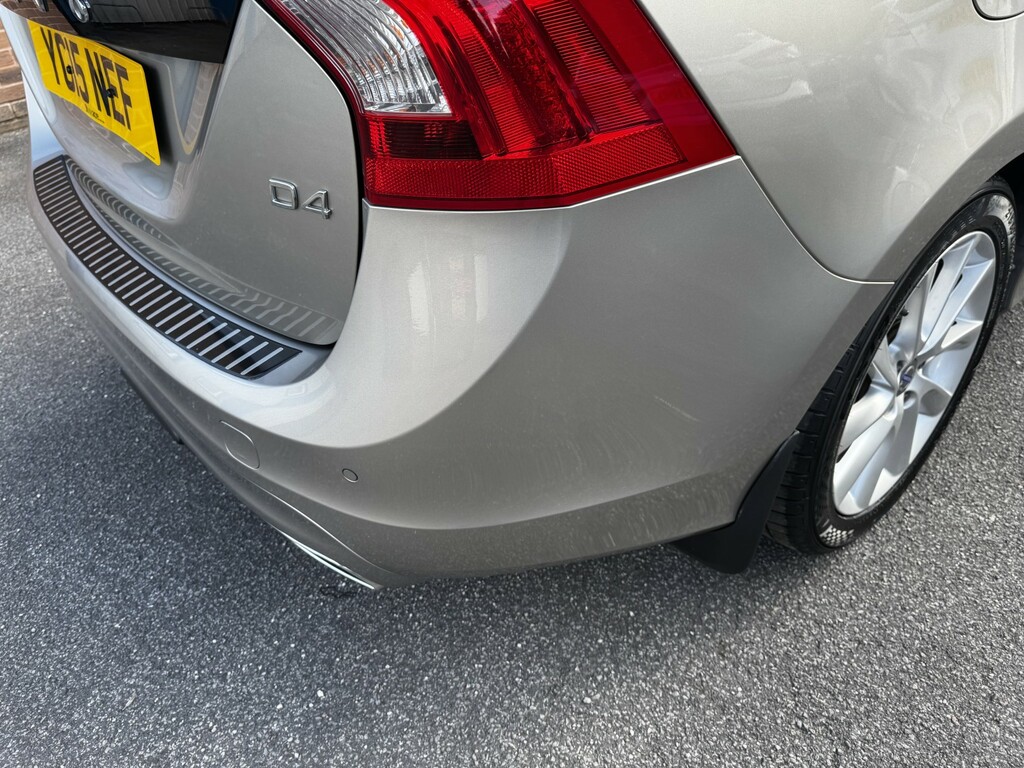 Volvo V60 Polestar Black #19