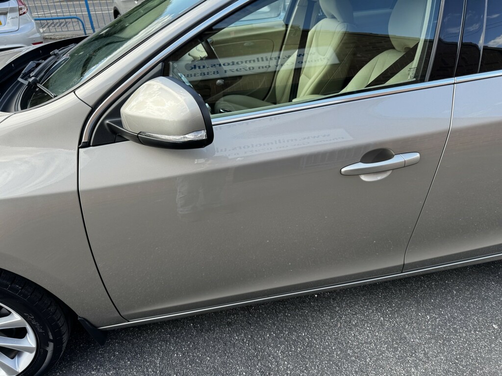 Volvo V60 Polestar Black #13