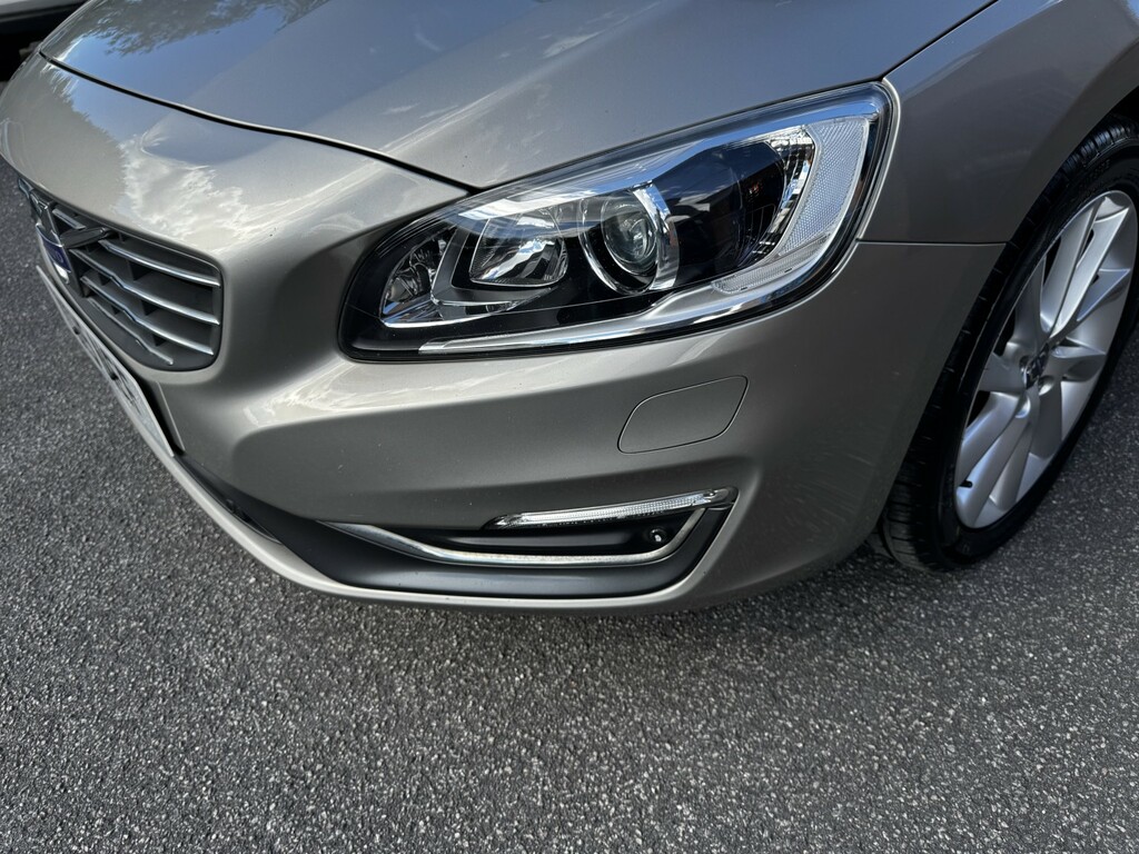 Volvo V60 Polestar Black #27