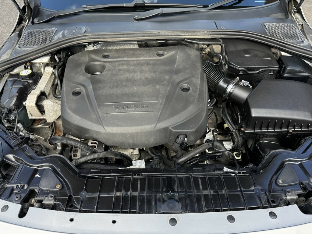 Volvo V60 Polestar Black #47