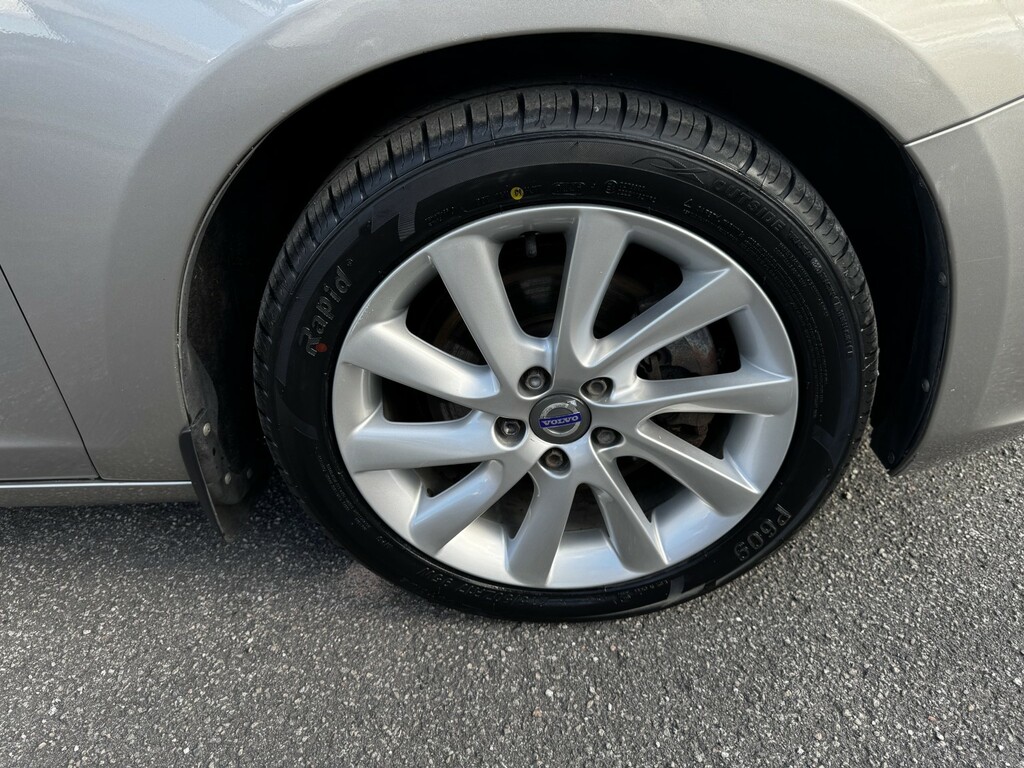 Volvo V60 Polestar Black #25