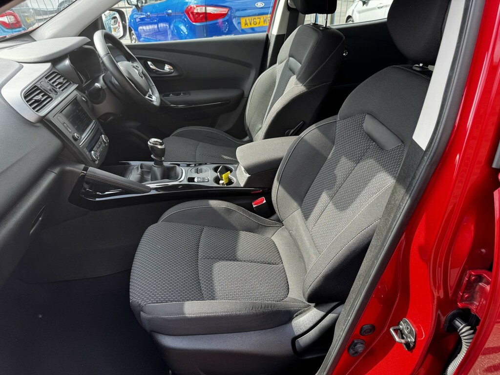 Renault Kadjar 1.5 Dci Signature Nav Edc Red #25