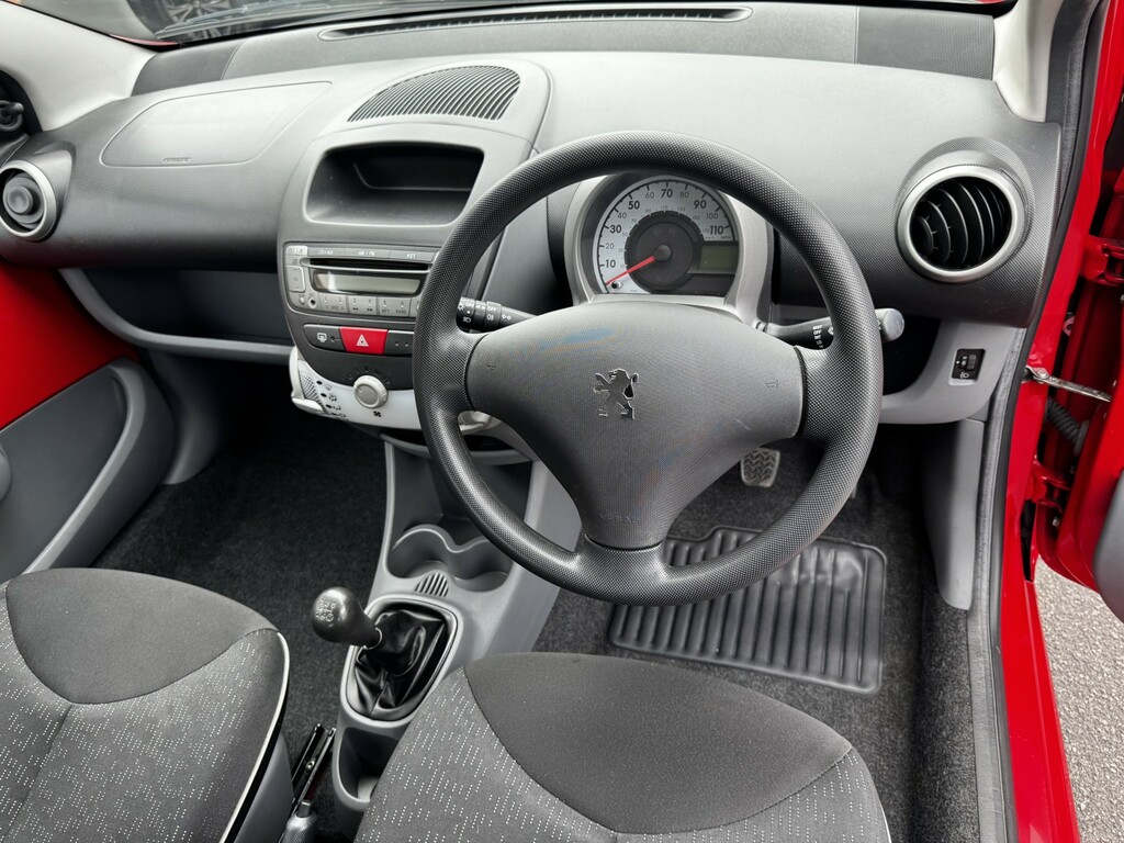Peugeot 107 Silver #32