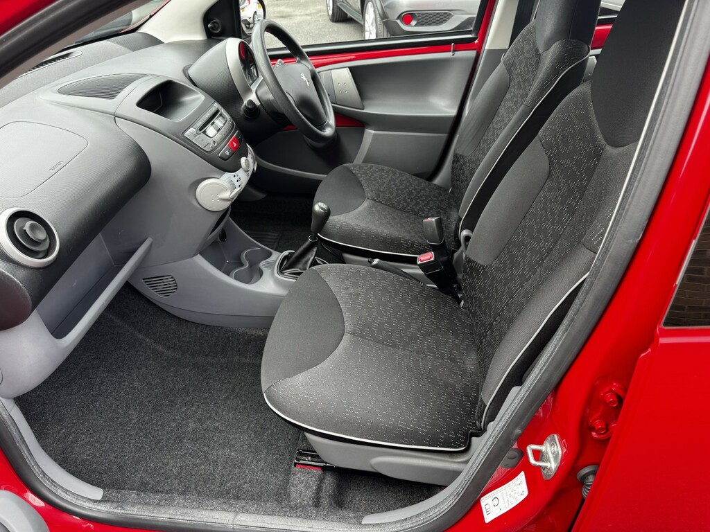 Peugeot 107 Silver #25