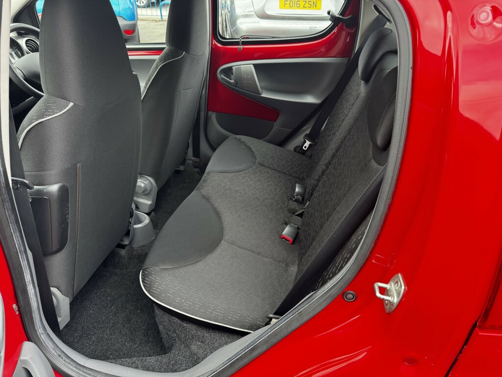Peugeot 107 Silver #27