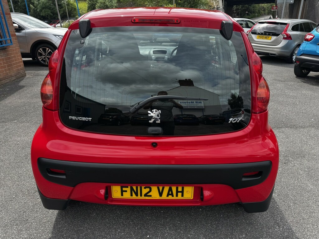 Peugeot 107 1.0 12V Urban Red #6