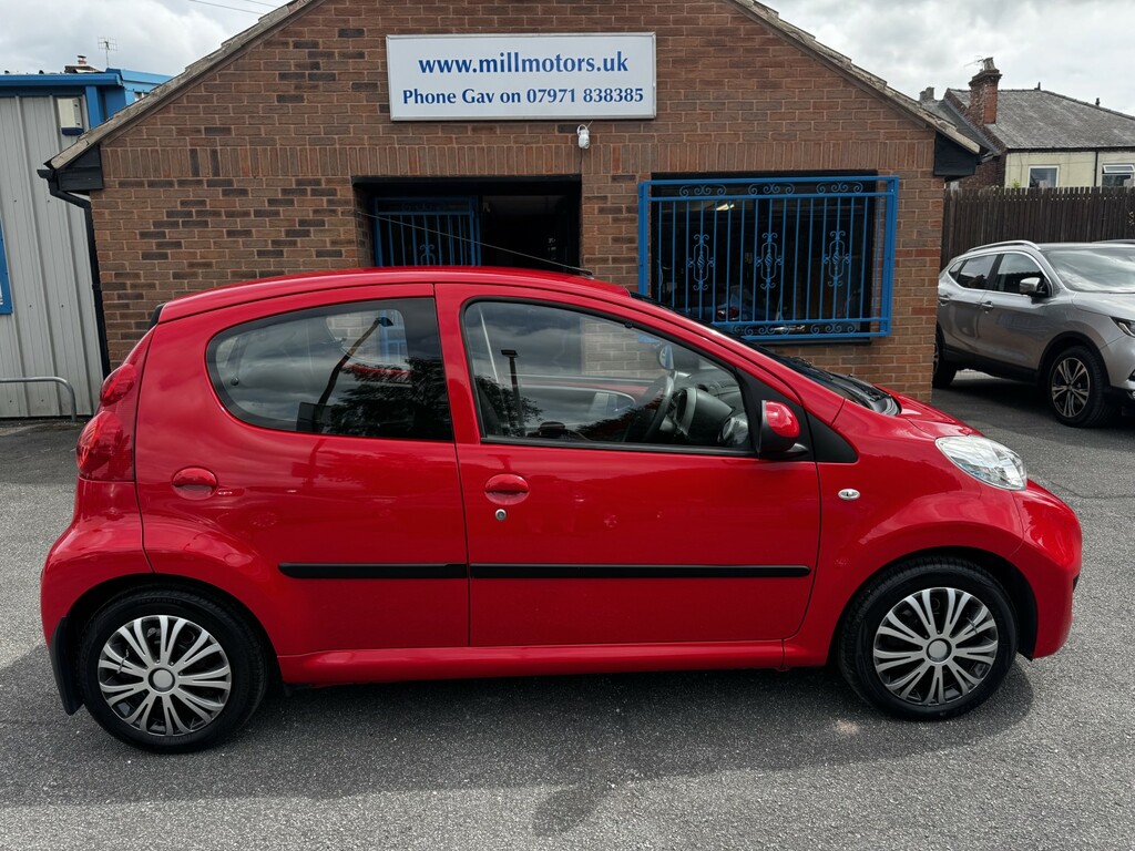 Peugeot 107 Silver #10