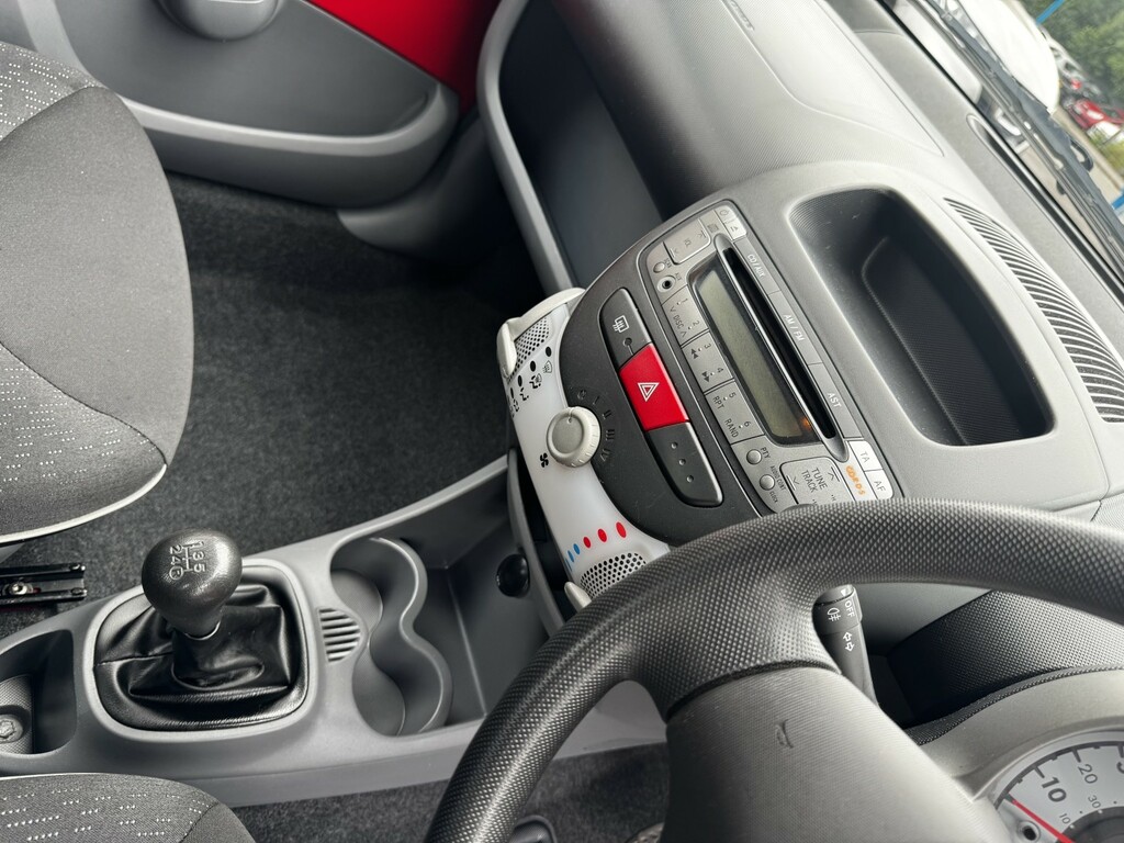 Peugeot 107 Silver #33