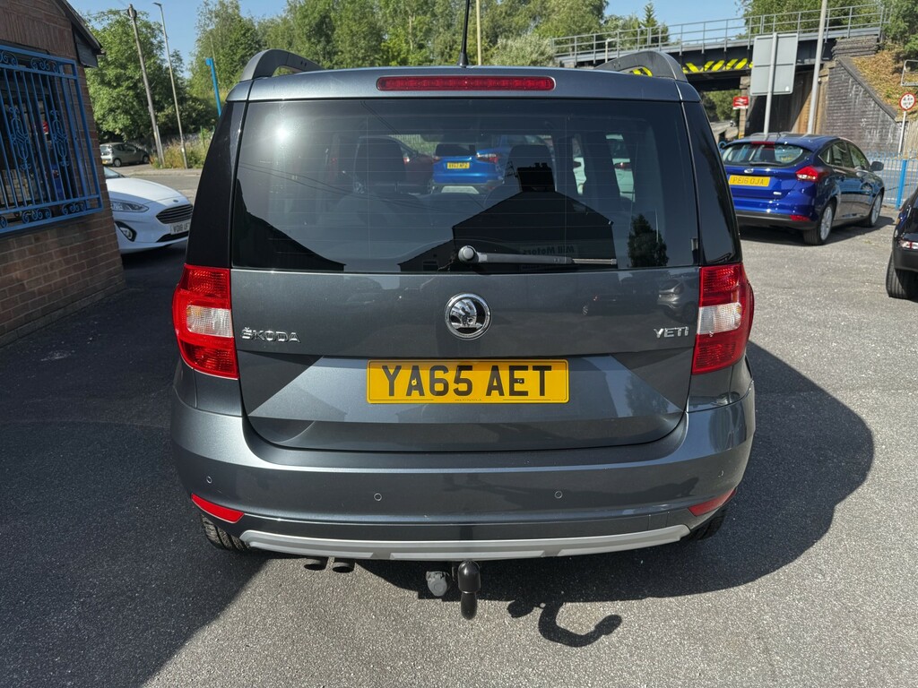 Skoda Yeti 2.0 Tdi Se Grey #4