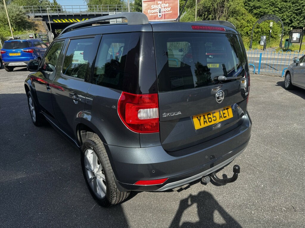Skoda Yeti 2.0 Tdi Se Grey #3