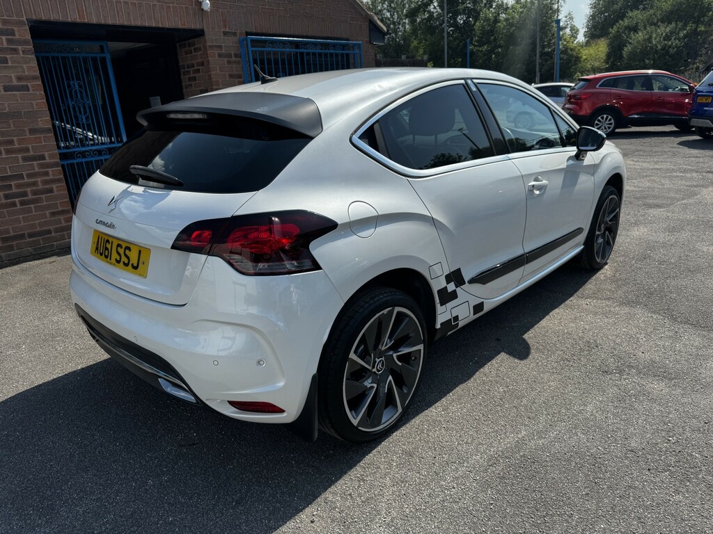 Citroen DS4 2.0 Hdi Dsport 2011 White #6