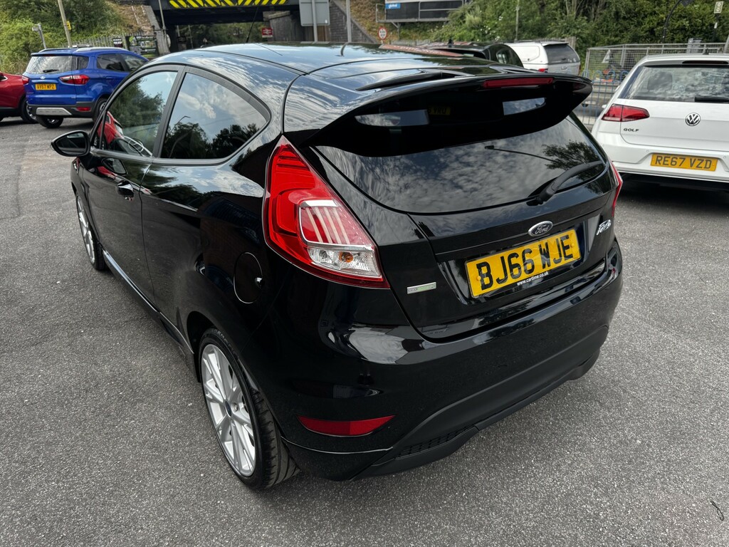 Ford Fiesta 1.0 T Ecoboost Zetec S 2016 Black #3