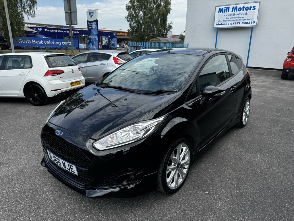 Ford Fiesta 1.0 T Ecoboost Zetec S 2016 Black