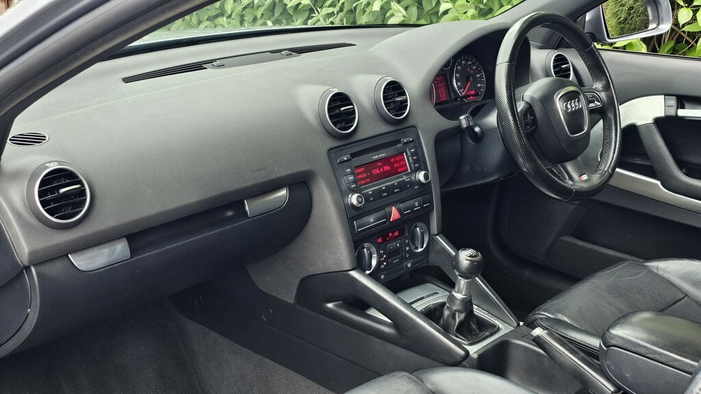Audi A3 Tdi Sport 5-Door Grey #9