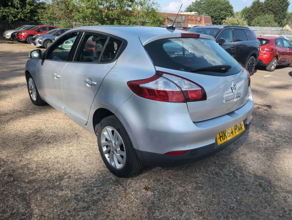 Renault Megane 1.5 Dynamique Tomtom Energy Dci 110 Stop Start Silver #4