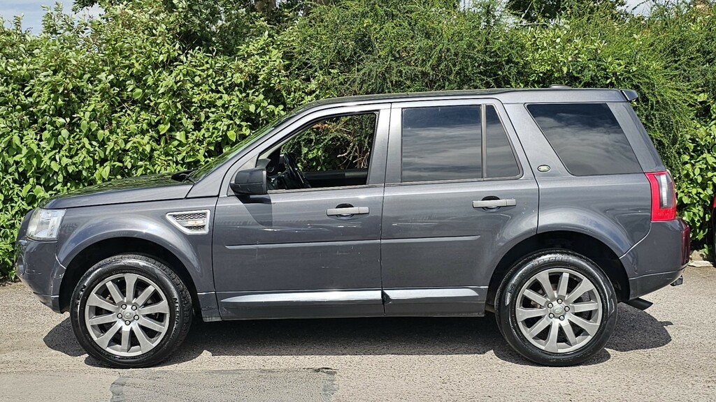 Land Rover Freelander 2 Gs Red #16