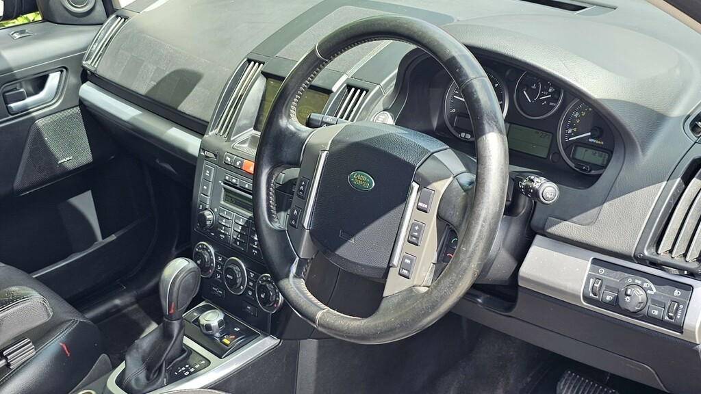 Land Rover Freelander 2 Gs Red #10