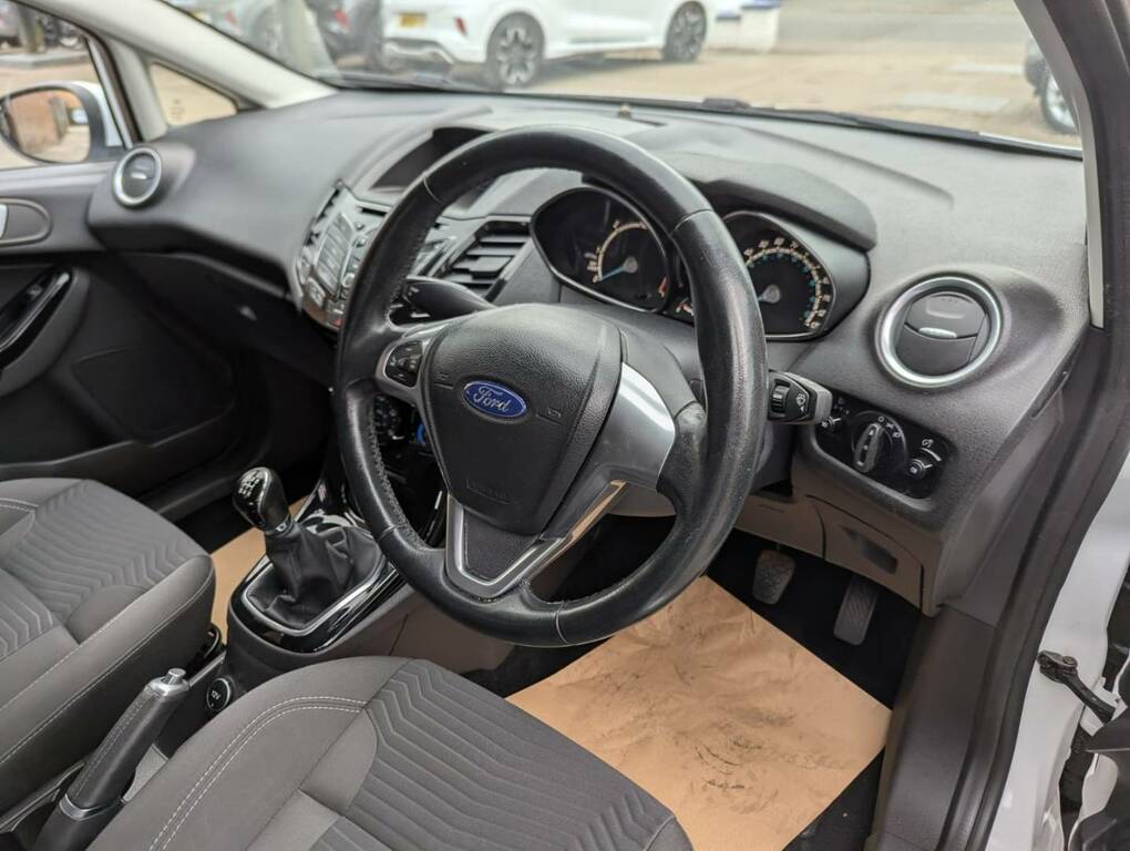 Ford Fiesta 1.0 Ecoboost 140 Zetec S Red Fsh Dab Bl Red #15