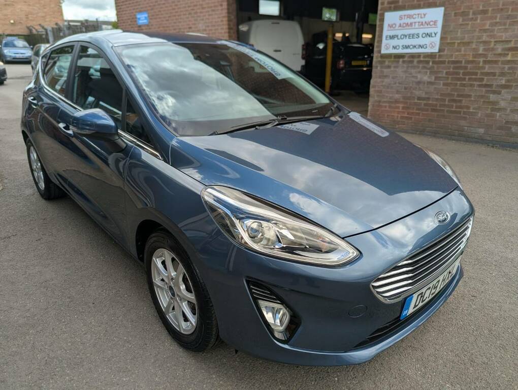 Ford Fiesta 1.1 Zetec Blue
